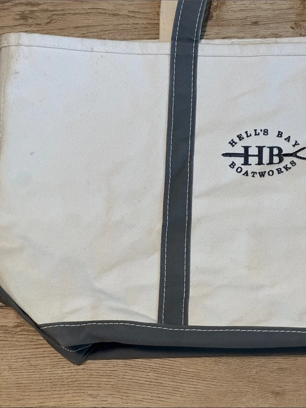 L.L.Bean Boat and Tote Large Canvas Tote Bag Gray Trim Hell’s Bay Boatworks USA - Picture 2 of 7